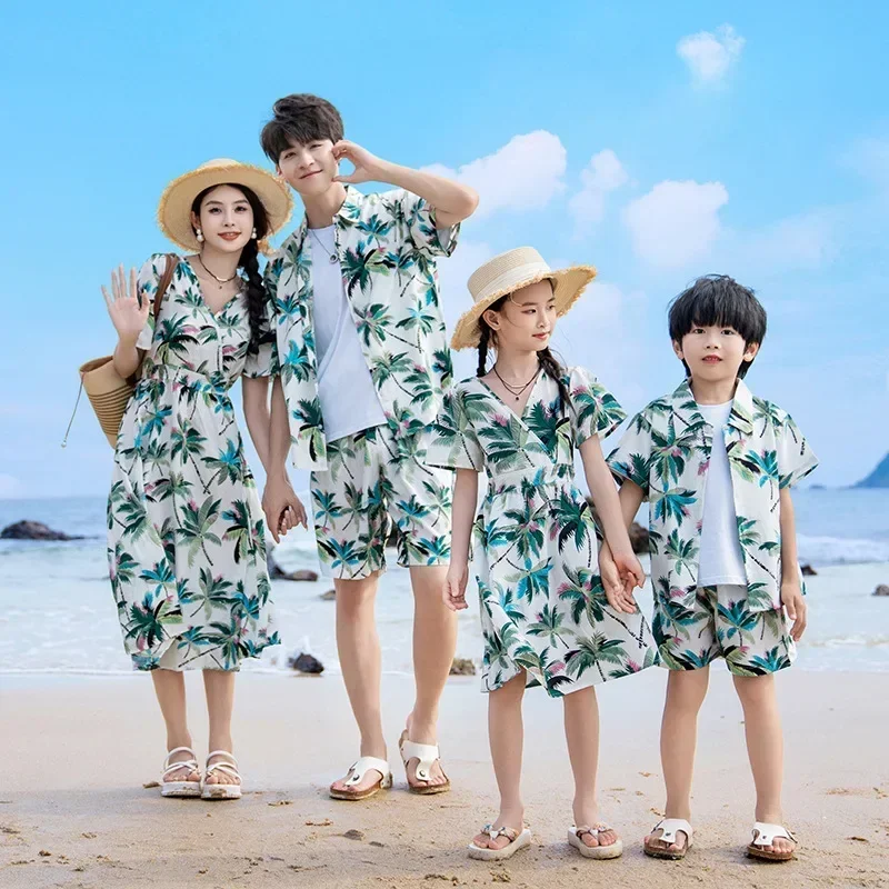 Plant Parent Free - Tatil Çift Görünüm Ebeveyn-çocuk Giyim Anne